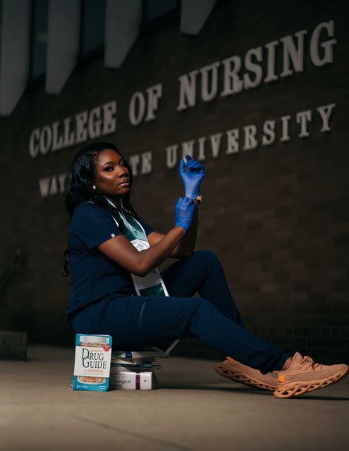 Milestone graduation photo session in Detroit (30)