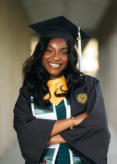 Graduation cap and gown photograph — Detroit graduation photographer (34)