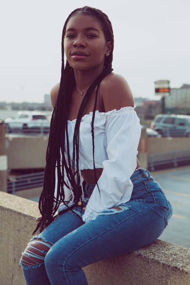 Studio-style portrait photograph — Detroit photographer Manny Adeniji (4)