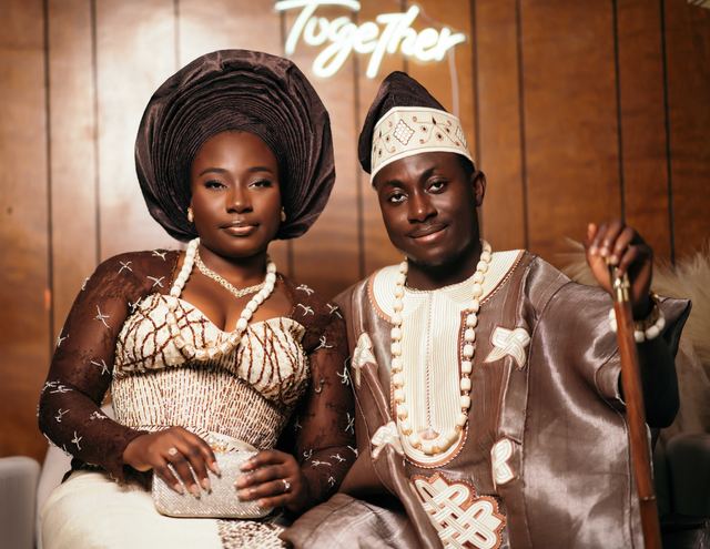 Engagement and wedding photography in Detroit — natural storytelling (39)