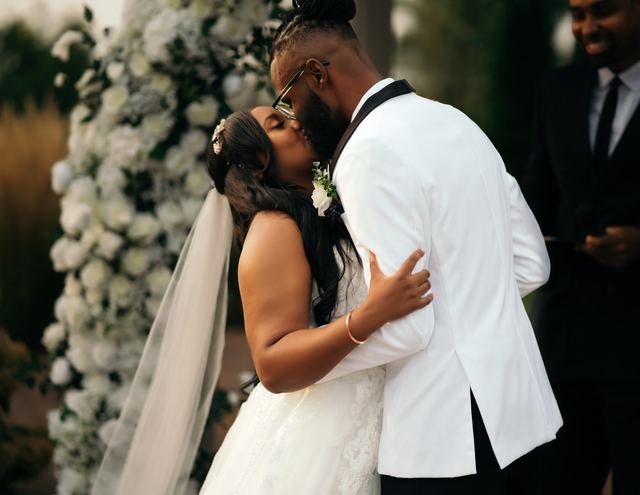 Detroit wedding day photograph — Manny Adeniji Photos (3)