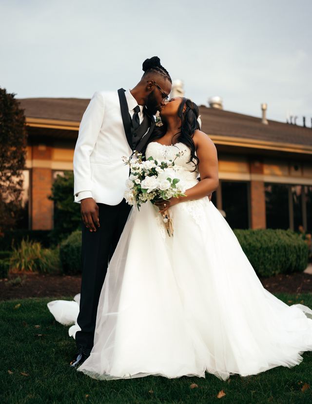 Detroit wedding day photograph — Manny Adeniji Photos (38)